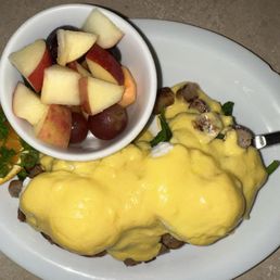 Eggs Florentine w/sausage Eggs Florentine w/sausage