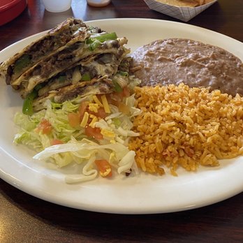 Lola's Mexican Food - a plate of mexican food - Mexican Near Me - Seguin, Texas