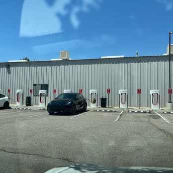 Tesla Supercharger - EV Charging Stations Near Me - Bishop, California