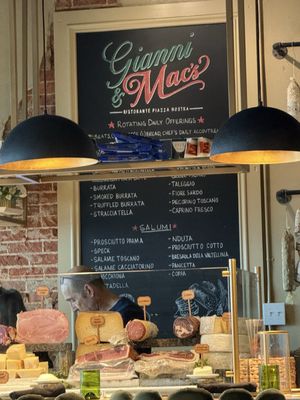 Gianni & Mac's Ristorante by null