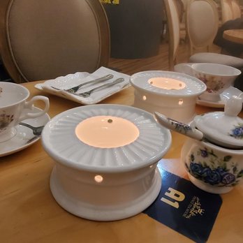 Prince Tea House - Heater...uses a tea candle - Desserts Near Me - Brooklyn, New York Prince Tea House - Heater...uses a tea candle - Desserts Near Me - Brooklyn, New York