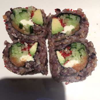 Hamaru Sushi - Where is the cream cheese? Where's the salmon? This Philadelphia roll is more of a avocado cucumber roll. - Japanese Near Me - Toronto, Ontario Hamaru Sushi - Where is the cream cheese? Where's the salmon? This Philadelphia roll is more of a avocado cucumber roll. - Japanese Near Me - Toronto, Ontario