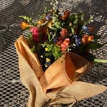 Flowers for Dreams - My custom summer bouquet! - Florists Near Me - Detroit, Michigan Flowers for Dreams - My custom summer bouquet! - Florists Near Me - Detroit, Michigan