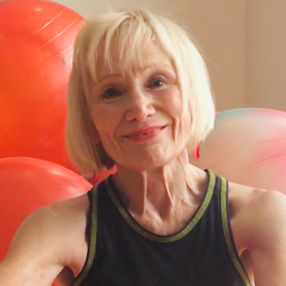 AVANTI A UNISEX HAIR SALON Updated September 2024 14 Photos & 12 Reviews 52 Center St