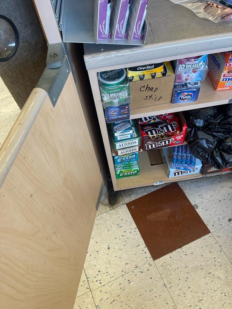 Slide of B&M Pro Handyman Services