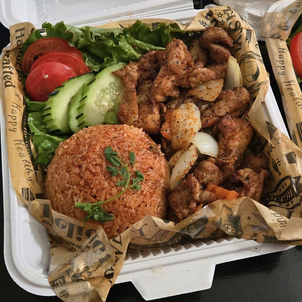 Me’s Kitchen - Lemongrass chicken with red rice. So good - Vietnamese Near Me - Sacramento, California