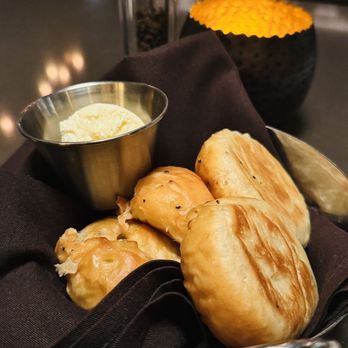 Garrison Oak Steakhouse - Complementary rolls - Steakhouses Near Me - Oak Grove, Kentucky Garrison Oak Steakhouse - Complementary rolls - Steakhouses Near Me - Oak Grove, Kentucky