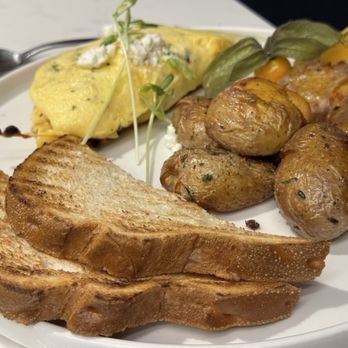 Bistro Novelle - Bistros Near Me - Calgary, Alberta Bistro Novelle - Bistros Near Me - Calgary, Alberta