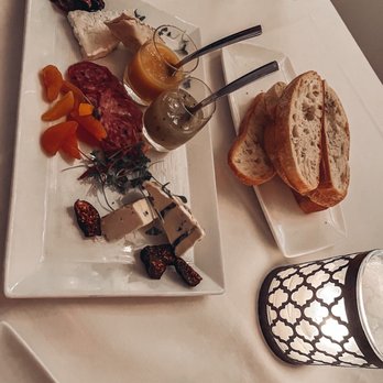 Vintner Grill - Charcuterie starter - New American Near Me - Las Vegas, Nevada Vintner Grill - Charcuterie starter - New American Near Me - Las Vegas, Nevada