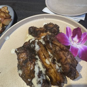 Black Diamond Restaurant and Lounge - Jamaican Jerk Chicken Dinner - Lounges Near Me - Silver Spring, Maryland