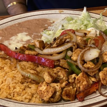 La Victoria - Chicken fajitas - Mexican Near Me - Charlotte, North Carolina