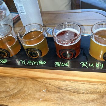 Ocean Lab Taproom - Fluta flight....what a great choice! - Breweries Near Me - Carolina, Puerto Rico Ocean Lab Taproom - Fluta flight....what a great choice! - Breweries Near Me - Carolina, Puerto Rico