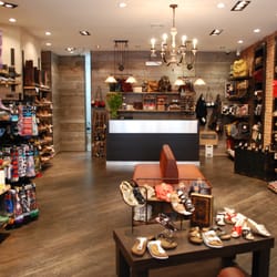 DNA Footwear