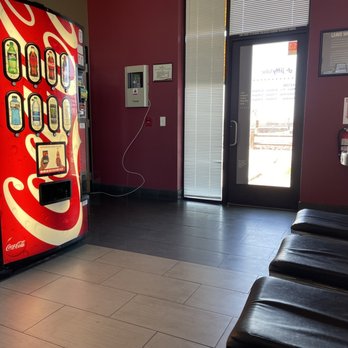 Jiffy Lube - Nice clean air conditioned waiting area - Oil Change Stations Near Me - Maricopa, Arizona