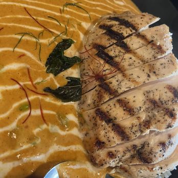 Hanuman Thai Eatery - Curry with chicken breast - Thai Near Me - Costa Mesa, California