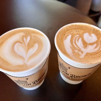 Jameson Brown Coffee Roasters - Coconut breye and Vienna latte - Coffee & Tea Near Me - Pasadena, California