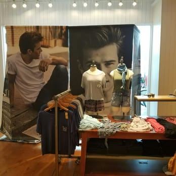 American Eagle Outfitters - Women's Clothing Near Me - Sacramento, California