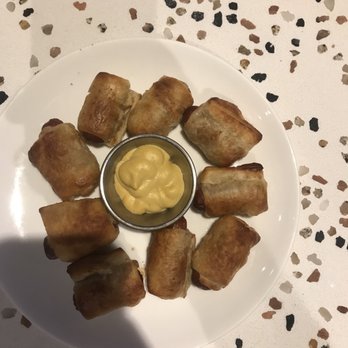 Rewind - Pigs in a Blanket- they were good! - Diners Near Me - Washington, DC, District of Columbia