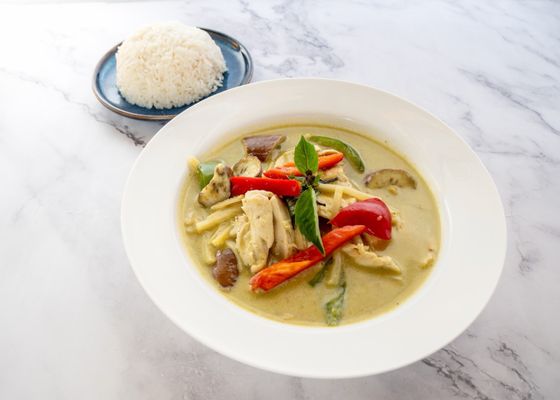 Cily Chicken Rice and Thai food by null