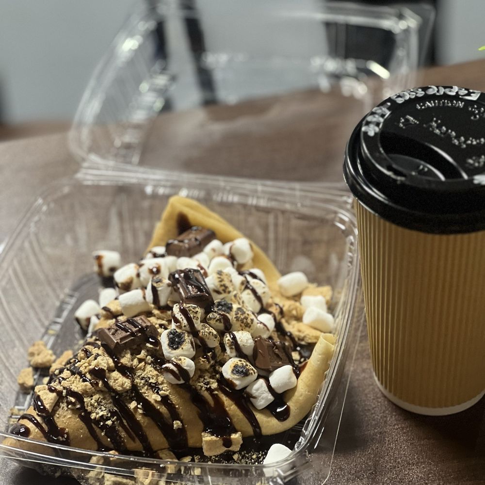 Crepes & Espressos - Amores and hot chocolate - Desserts Near Me - Rialto, California