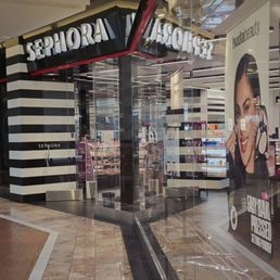 Exterior photo of SEPHORA - Costa Mesa, California Exterior photo of SEPHORA - Costa Mesa, California