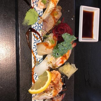 MiKi Sushi - Anburi pcs (torched sushi) (tuna, salmon, squid) - Sushi Bars Near Me - Markham, Ontario
