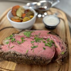 Angus Steakhouse & Seafood