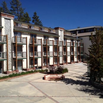 Holiday Inn The Lodge at Big Bear Lake - Big Bear, CA