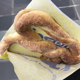 Cinnamon pretzel Cinnamon pretzel