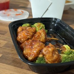 China House - D30. Orange Chicken