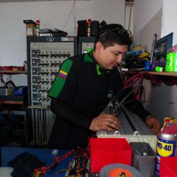 Hybrid Battery Lab & Auto Repair - Hybrid Battery
