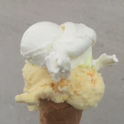 La Dolce Vita - 2 bombastische Kugeln Eis
