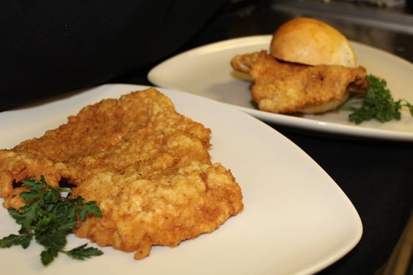 Laszlo's Iron Skillet Food Truck by null