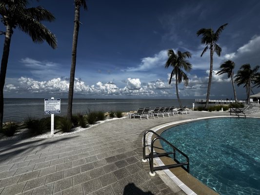 South Seas Resort by null