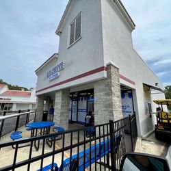 Drive thru / outdoor seating area