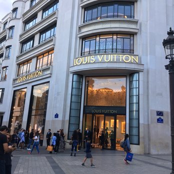 Louis Vuitton - Flagship store - Luggage Near Me - Paris, 75