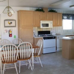 Lake San Antonio Marina - Kitchen/dining area in one of the lodges