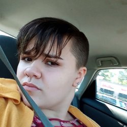 Great Clips - She just knows she's going to be bullied!!!!!! DONT GO TO THIS SALON!!! Complained and all they did was shrug their shoulders