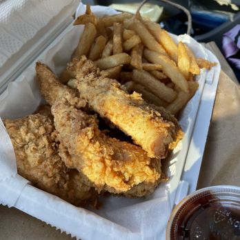 Cluck and Gills - Fingers and fries - Fast Food Near Me - Philadelphia, Pennsylvania Cluck and Gills - Fingers and fries - Fast Food Near Me - Philadelphia, Pennsylvania