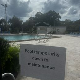 Closed pool Closed pool