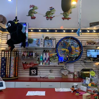 Whippersnappers - Apple Pay - Toy Stores Near Me - St. Simons, Georgia