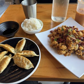 Xiaolong Dumpling - E1. Pot Stickers E1. (6) C3. Spicy Chicken Cube C3. D5. Thai Tea - Szechuan Near Me - Houston, Texas Xiaolong Dumpling - E1. Pot Stickers E1. (6) C3. Spicy Chicken Cube C3. D5. Thai Tea - Szechuan Near Me - Houston, Texas