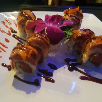 Shoyu Sushi - Angle presentation. Real flowers, took their time. - Sushi Bars Near Me - Bakersfield, California Shoyu Sushi - Angle presentation. Real flowers, took their time. - Sushi Bars Near Me - Bakersfield, California