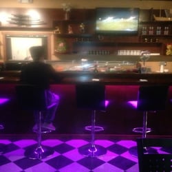 Roll & Bowl - Beautiful color room