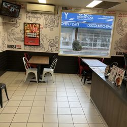 Bubba Pizza, Pasta & More
