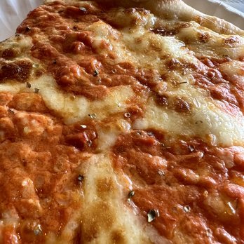 Cafe Dolce Vita - Grandmas Sicilian pizza - Pizza Near Me - Jericho, New York