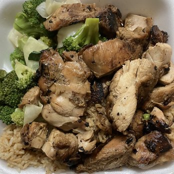 Suki Hana - chicken, broccoli, and rice in a styrofoam container - Japanese Near Me - Newark, Delaware Suki Hana - chicken, broccoli, and rice in a styrofoam container - Japanese Near Me - Newark, Delaware