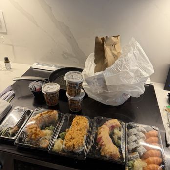 Kenny’s Roll House - To go order - Sushi Bars Near Me - Flushing, New York Kenny’s Roll House - To go order - Sushi Bars Near Me - Flushing, New York