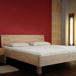 Schreinerei Bauereiß - .::Modell Quadro::. -- http://www.bauereiss-zirbenbett.de/massivholzbett-zirbe-quadro/