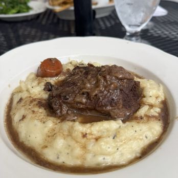 The Salt House - Short Rib - Gastropubs Near Me - New Hope, Pennsylvania